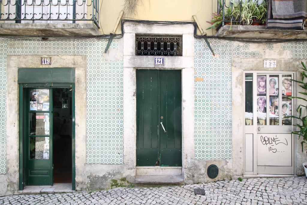 Апартаменты Bairro Alto Window - Cozy Spot In A Buzzing Locale Лиссабон Экстерьер фото